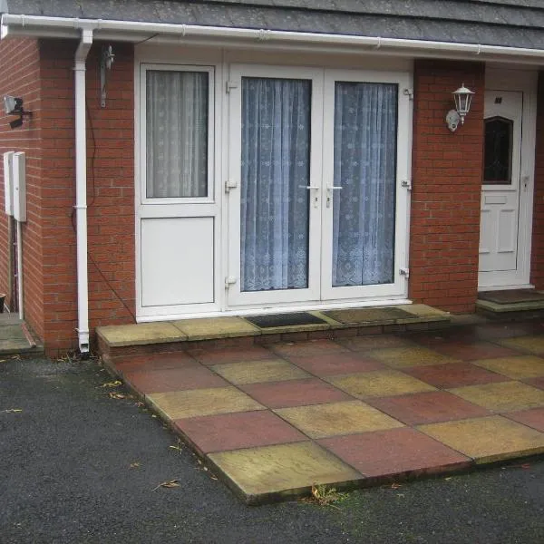 Four seasons Guest House, hôtel à Pembrey