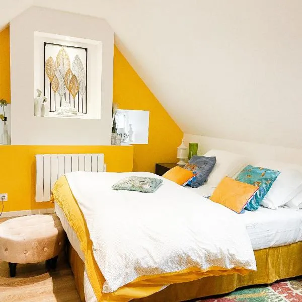 CHAMBRE APPARTEMENT, hotel v destinaci Roscoff