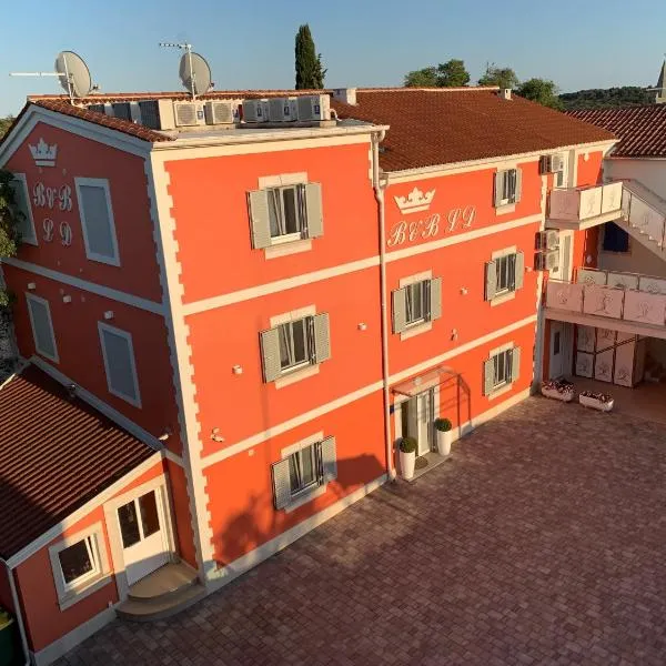 B&B-Ld, hotel v destinácii Pula