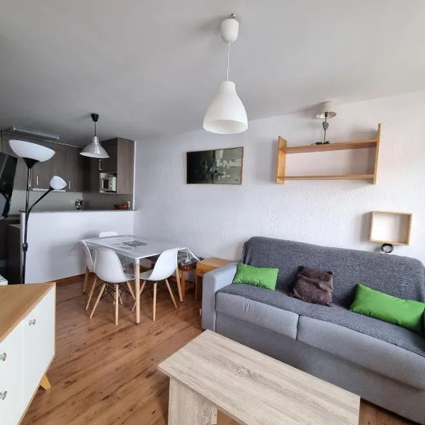 Apartamentos Grifovacances Canigou, hotel in Pas de la Casa