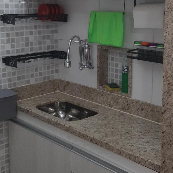 Apartamento encantador com vaga de garagem - Foto 4