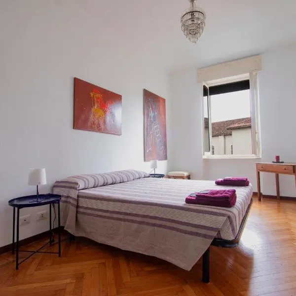 Casa D'artista - charming apartment + Parking, hotel v Turíně