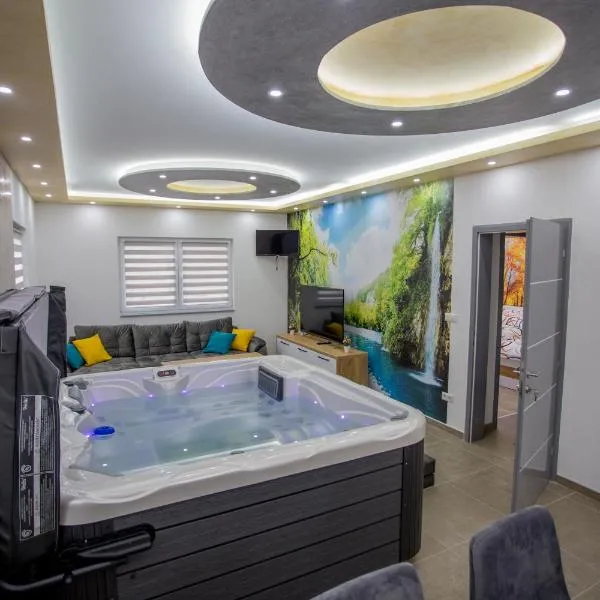 Lux Apartment jacuzzi - Mermer Brkić, hotel in Tinja Donja