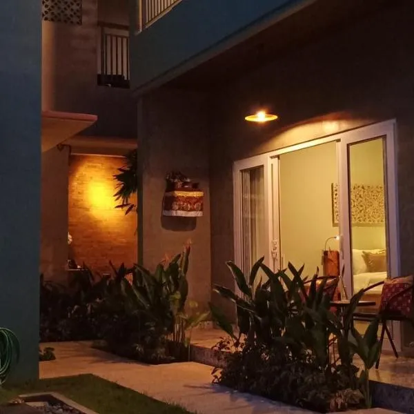 Fishmini Room & Breakfast, hotel v destinaci Keramas