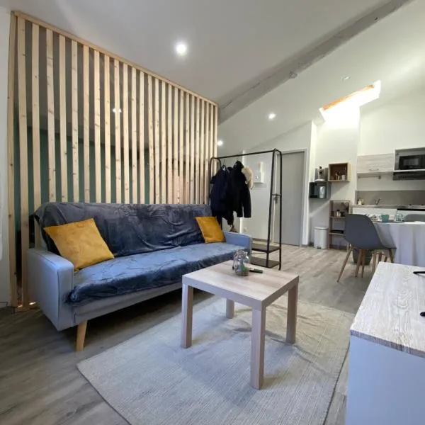 Appartement loft Manosque, hotel v destinaci Manosque