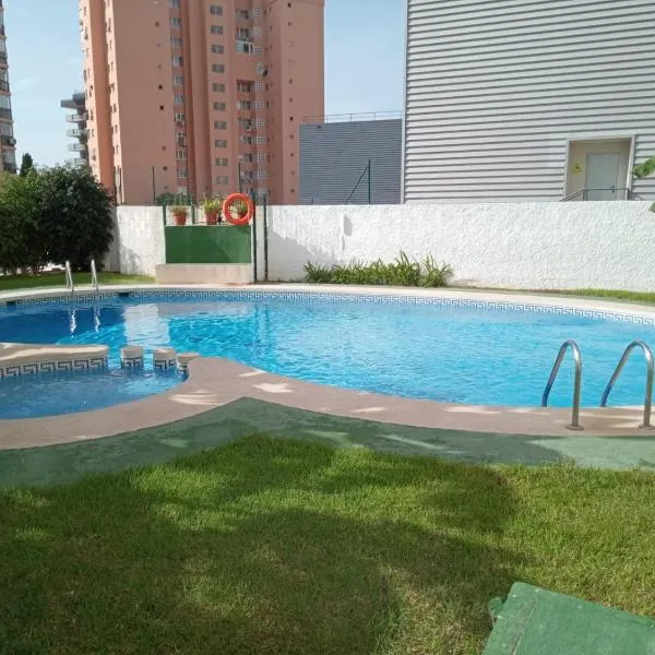 Benidorm, מלון בבנידורם