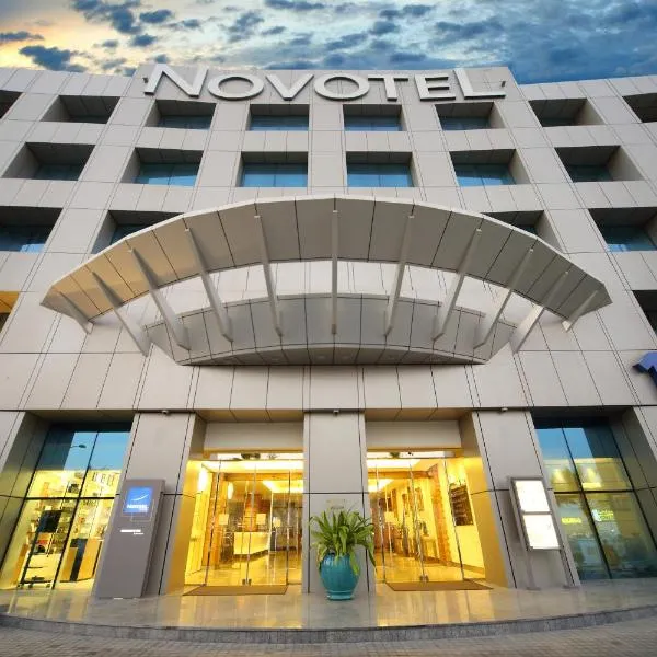 Novotel Dammam Business Park, hotel in Dammam