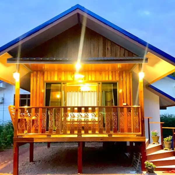 Koh Jum Paradise Resort, ξενοδοχείο στο Ko Jum