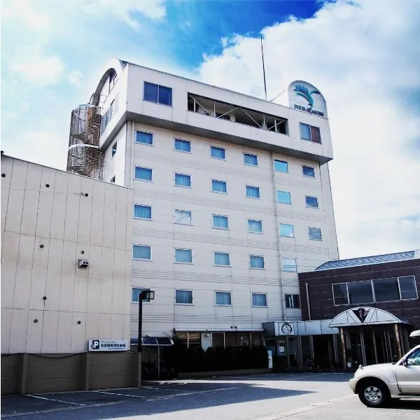 ๋ค์นด์ผ๋ง์ ์์นํ ํธํ
Takayama City Hotel Four Seasons