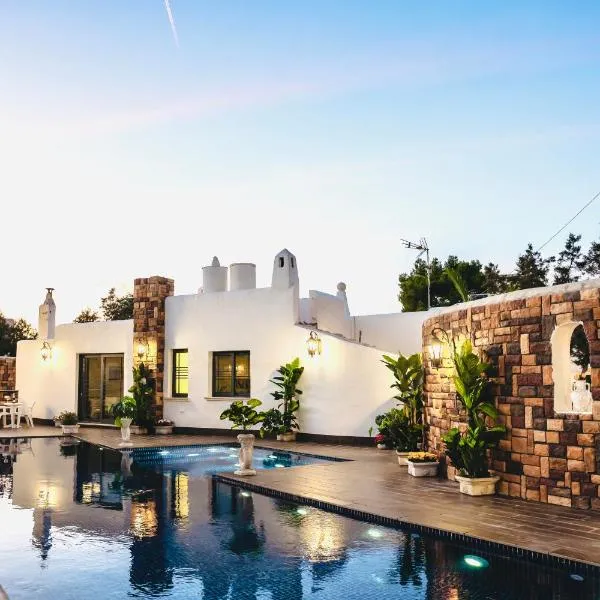 Ocean Suites, Hotel in Bucht von San Antonio