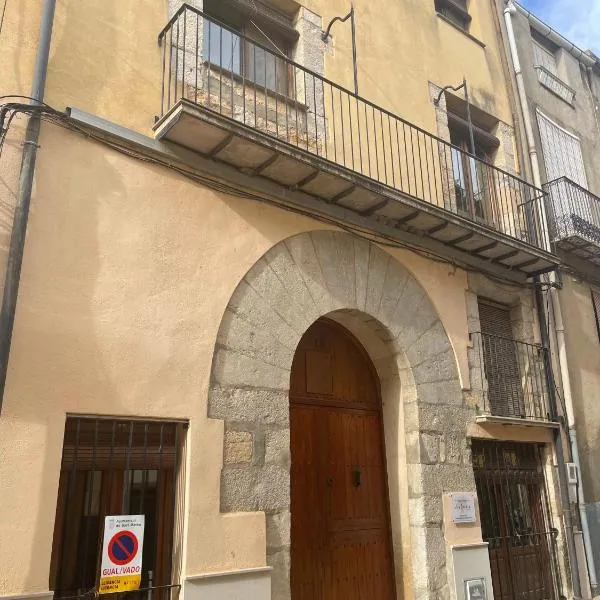 Casa Rural Les Caixes, hotel in Sant Mateu