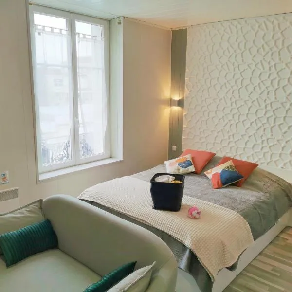 VITTEL LOC'S - LE 216, classé 3 étoiles proche des Thermes et tous commerces, hotel a Vittel