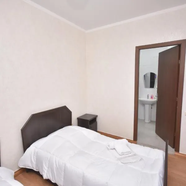 HOTEL SAMEGRELO, hótel í Zugdidi
