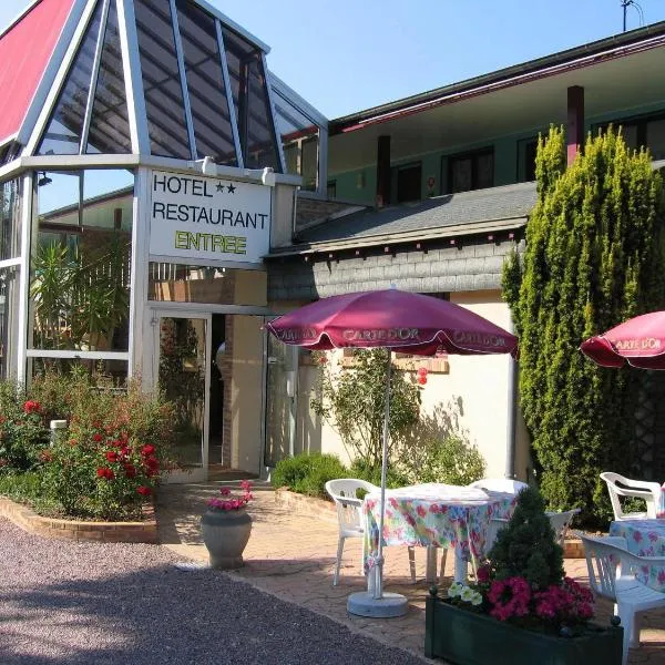 Hotel Les Deux Sapins, hotel in Le Boulay-Morin