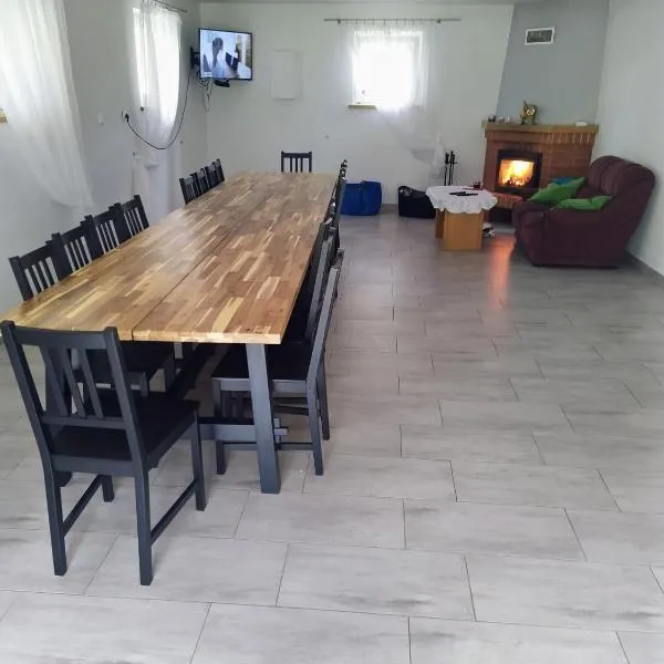 Gospodarstwo Agroturystyczne w Borszycach, hotel di Wola Pękoszewska