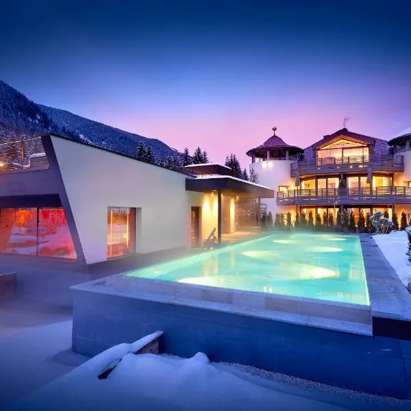 FONTIS luxury spa lodge, hotelli kohteessa SantʼAnna