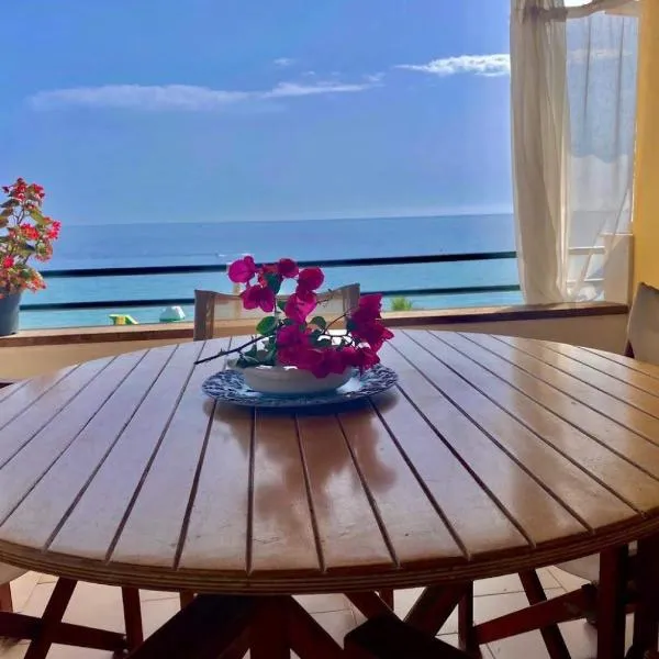 Corfu Glyfada Beach Apartment 91, hotel en Glyfada