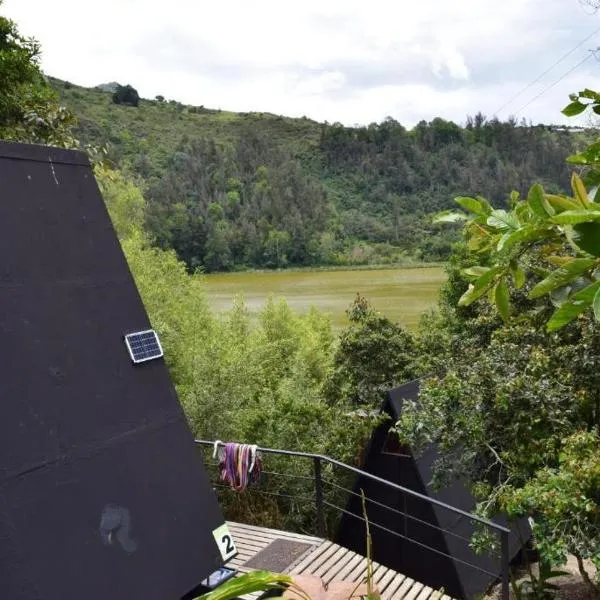 Glamping Laguna Sagrada, hotel in Rincón Santo