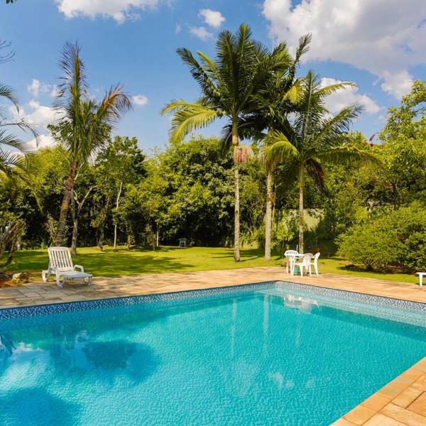 Linda Chácara em Condomínio com Piscina Climatizada, 5 Quartos, Churrasqueira e Muita Natureza a 40 Min de SP - Foto 2