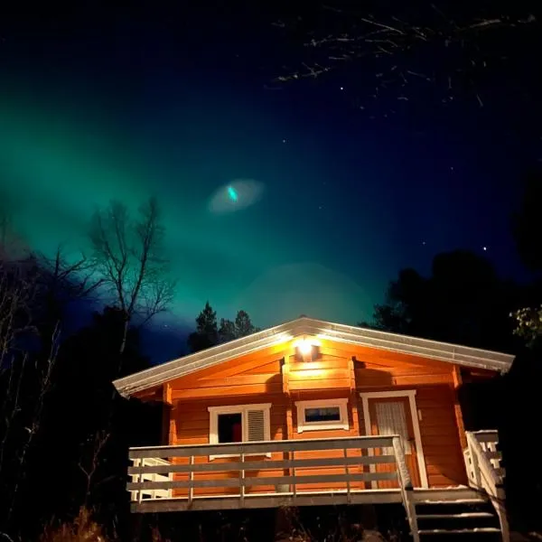 Macktunet - Retro log cabin from the 70s in Malangen, hotel in Hamnvågnes