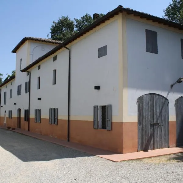 Agriturismo Aggazzotti, hotel en Colombaro