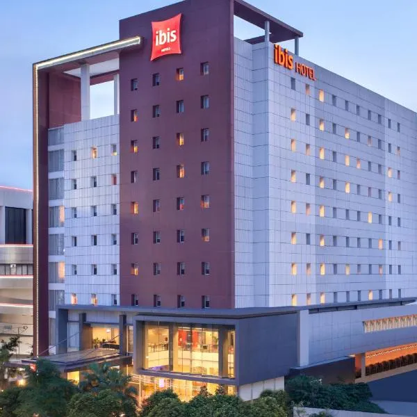 Ibis Surabaya City Center, hotel in Dukuhkupang