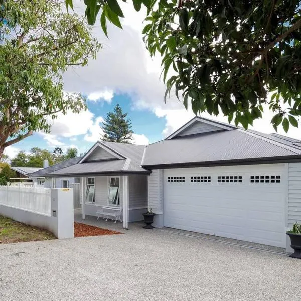 New Home~close to Airport & Swan Valley inc B/fast 1st Morning~, hotel u gradu Gooseberry Hill
