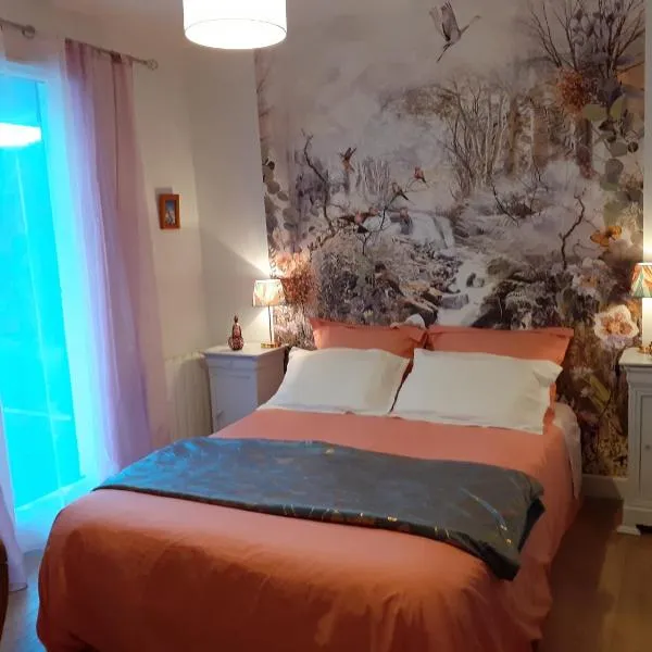 Les Oiseaux chambre d'hôtes – hotel w mieście Saint-Florent-sur-Cher