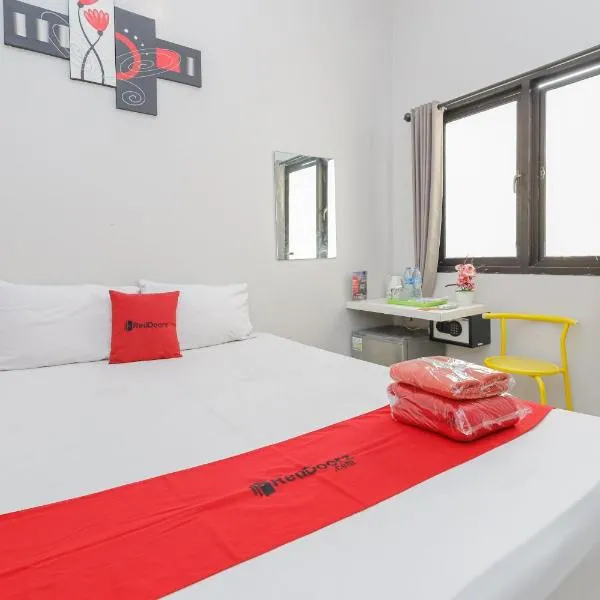 RedDoorz at K23 Rungkut Madya, Hotel in Surabaya