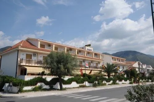 Hotel Harmony, hotel in Fiuzzi