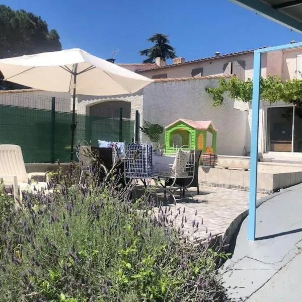 Les Micocouliers - Spacieuse maison,4chambres ,avec Jardin- Parking -Wifi, hotel v destinaci Béziers