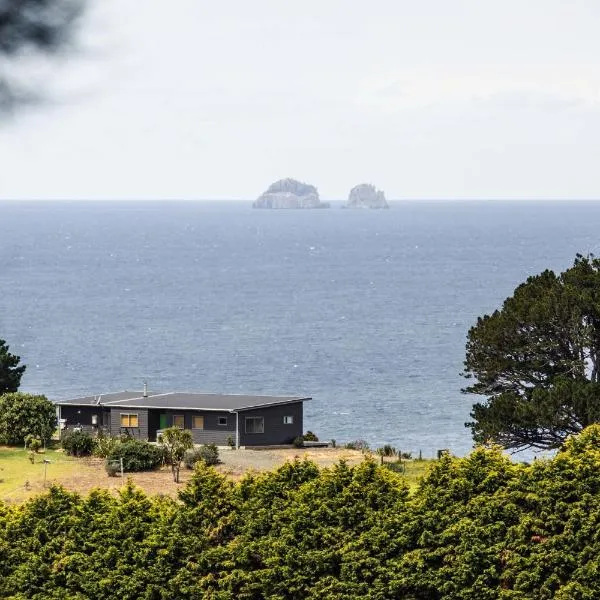 Oceanview Cottage Tutukaka Coast: Helena Bay şehrinde bir otel