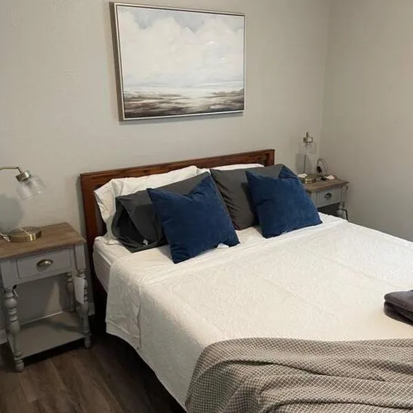 The Mary Lou - 2 Bedroom Apt in Quilt Town, USA, hotel v destinaci Hamilton