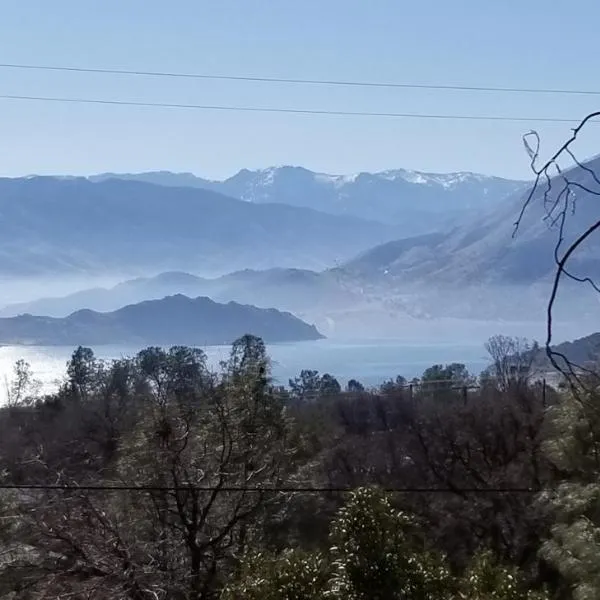 Panoramic Lake View, Lake Isabella, hotel en Wofford Heights