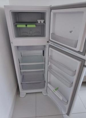 Apartamento aconchegante, linda vista e com garagem - Foto 4