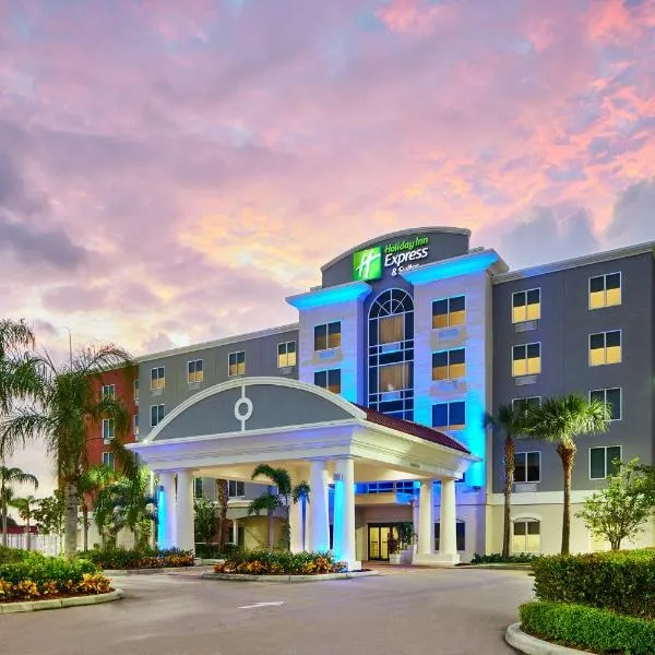 Holiday Inn Express Hotel & Suites Port St. Lucie West, an IHG Hotel, hotel din Carlton