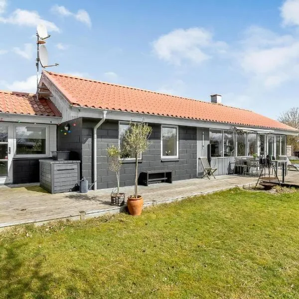 Beautiful Home In Otterup With Kitchen, hotel v destinaci Otterup