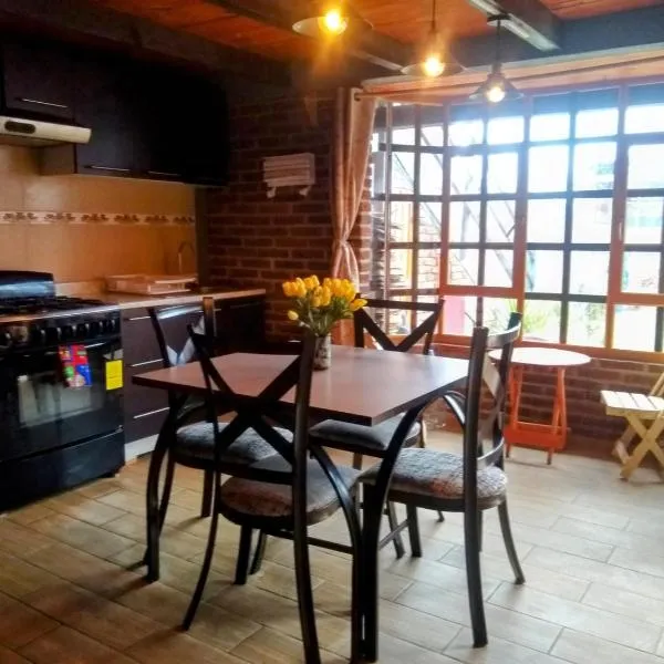 Cabañas Adán y Eva céntricas con vista Campirano, hotel v destinaci Zacatlán