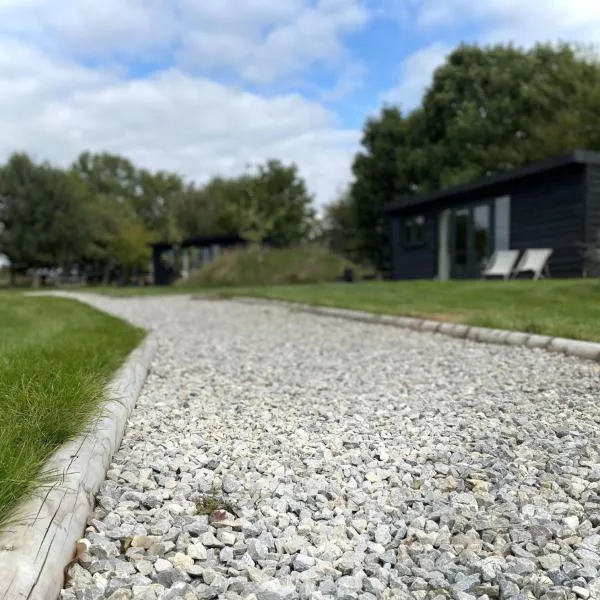 Meadow View - Bottom Cabin, hotel in Foolow