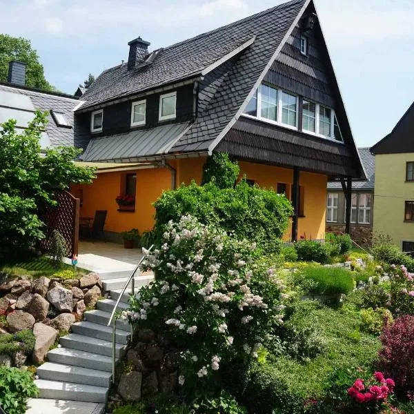 Ferienwohnung Splitek, hotel v destinaci Kurort Altenberg