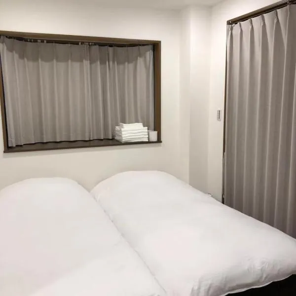 Oku Apartment, hotel in Warabi