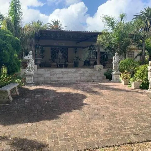 Palm Villa, hotel v destinaci Sunlands