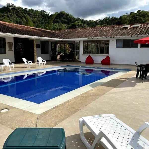 Casa ambiente rural La Vega Cundinamarca, hotel v destinaci La Vega