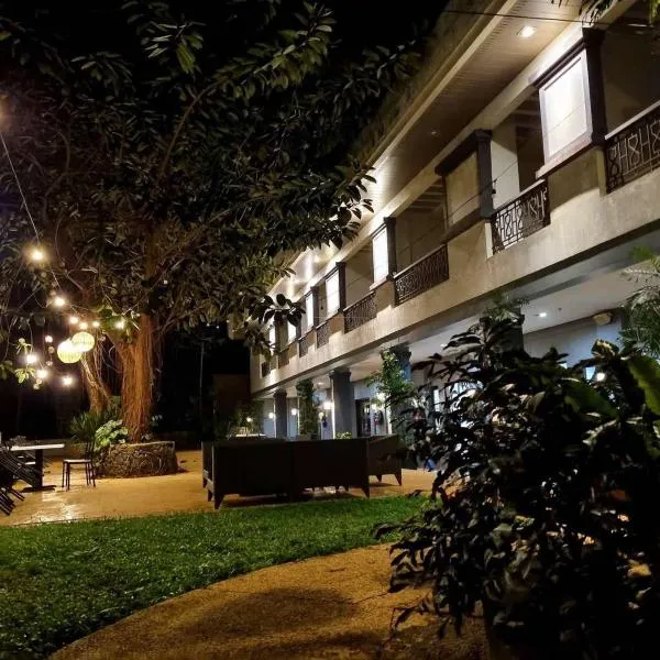 Momarco Forest Cove, hotel en Tanay