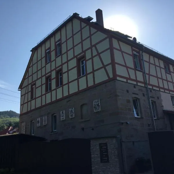 Ferienwohnung am Goethe Park für 2 bis 3 Personen, hotel in Jena