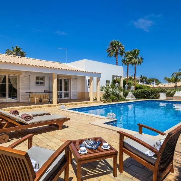 Villa Dome by OCvillas, ξενοδοχείο σε Branqueira