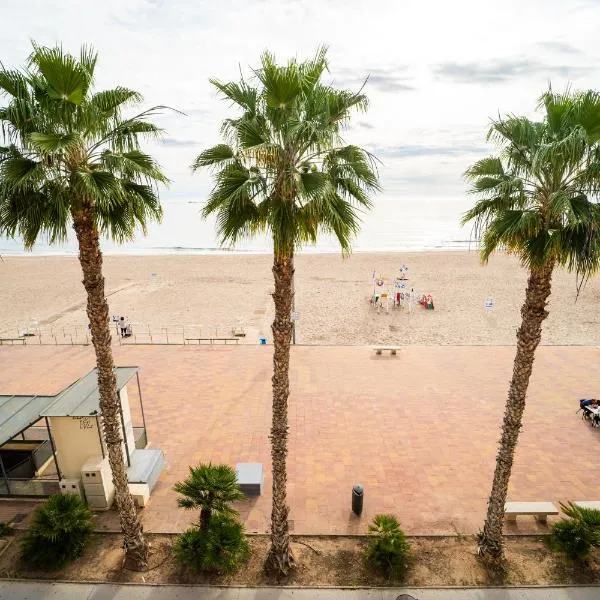 Villasun palmera beach, hotel in Villajoyosa