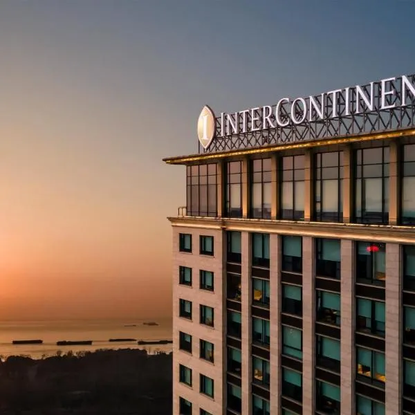 InterContinental Nantong, an IHG Hotel-Best view of yangtze, hotel in Zhangzhishan