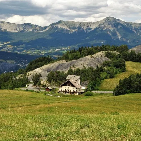 Gite montagnard du Fanget, hotell i Auzet