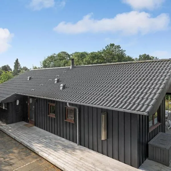 Amazing Home In Hovborg With Wifi, hotel v destinaci Hovborg